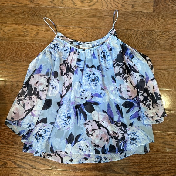 Jennifer Lopez flowy cold shoulder top - blue floral S - Picture 2 of 2